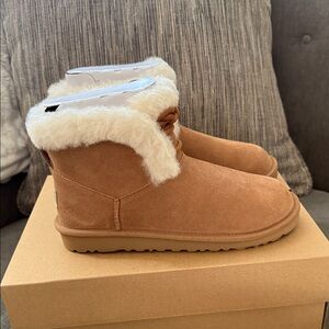 UGG Kids' Classic Mini Posy Boots
